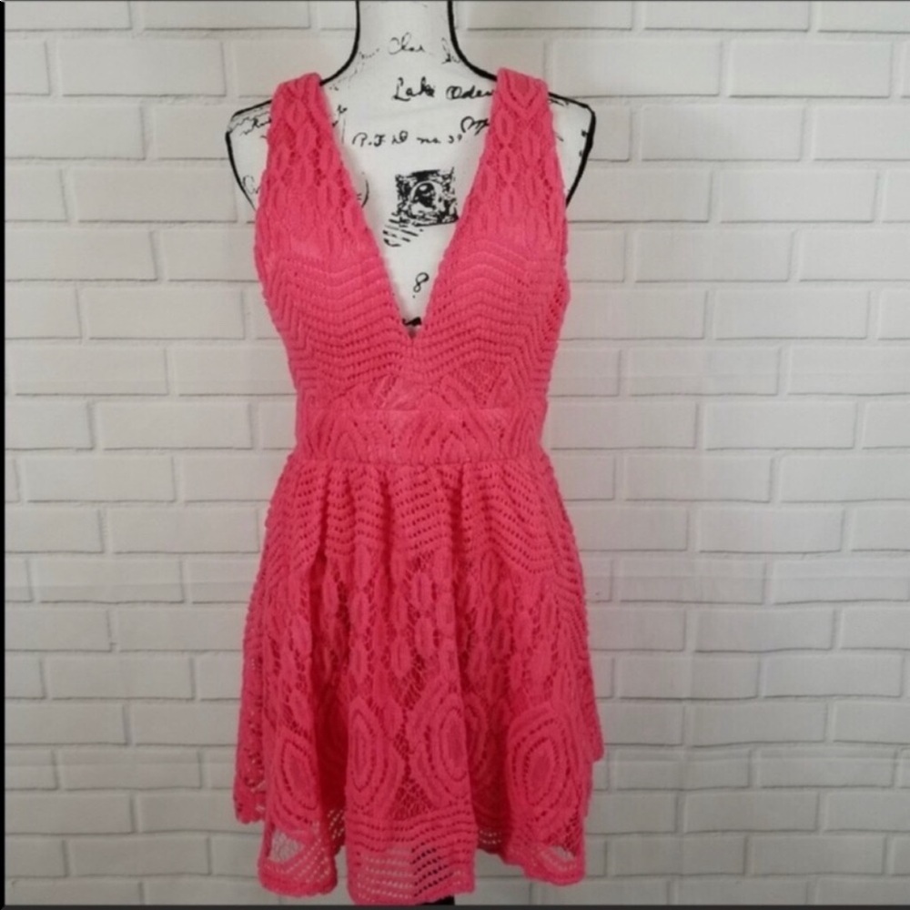 Lace Coral Plunging Neckline Sexy Cocktail Dress